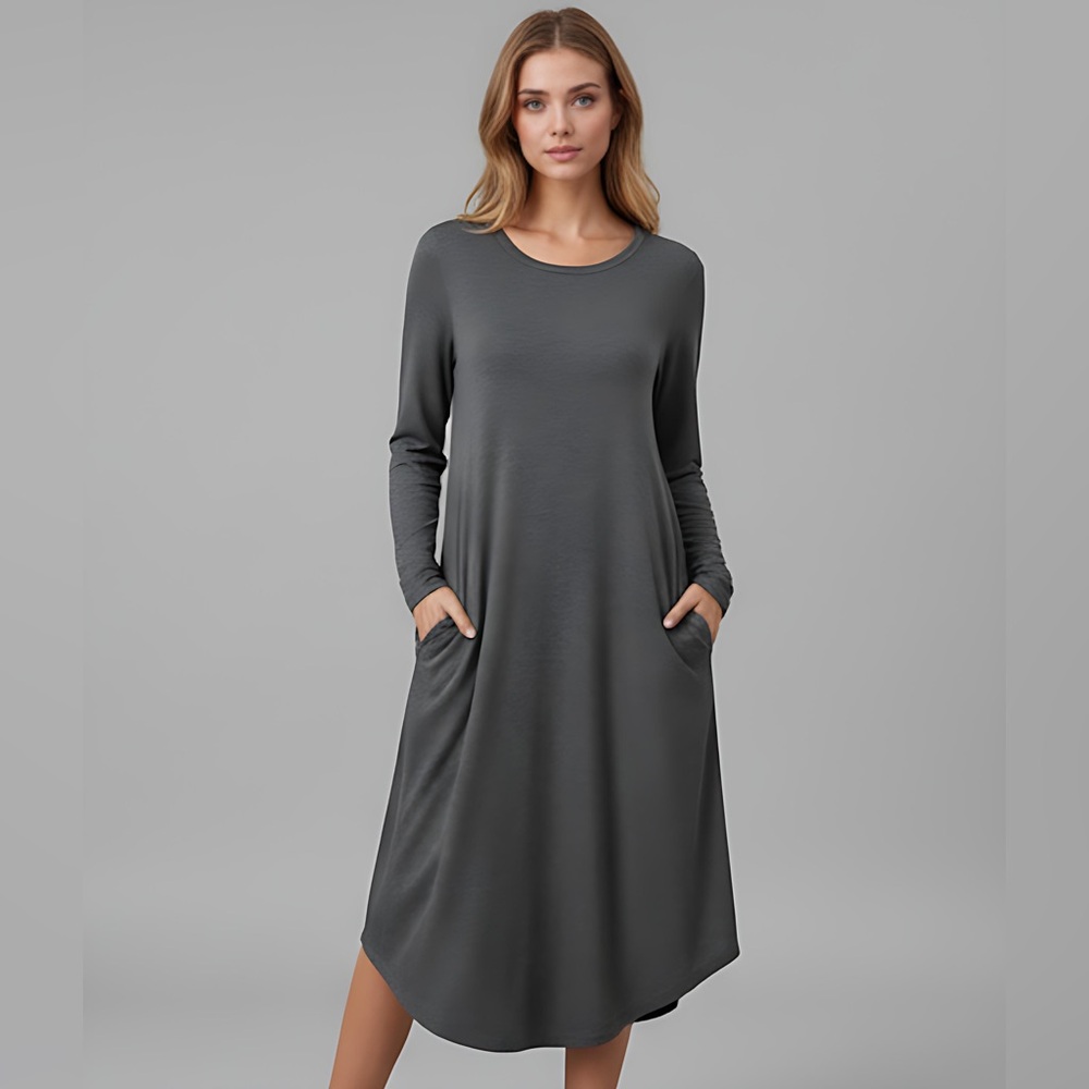 Tee Knit Curved Hem Dress With Pockets.